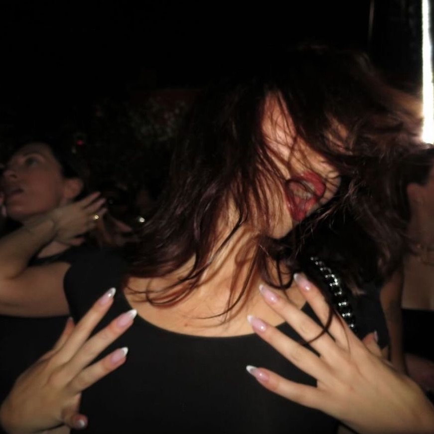 when the beat drops just right 💃🏻