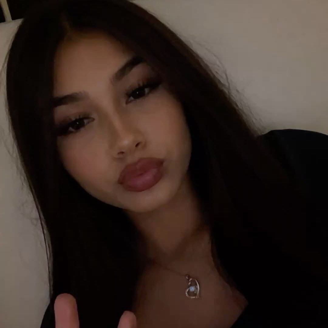 send me cute texts and i'm urs 🤭