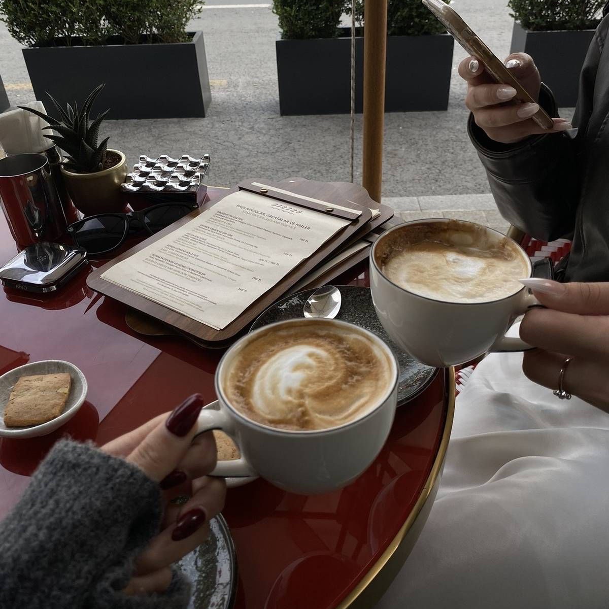 Coffee with my favourite girl. 🥰☕️